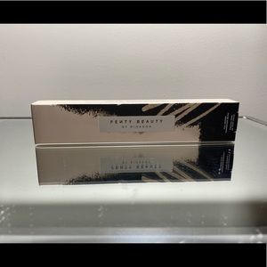 Fenty Beauty Full-bodied Foundation Brush